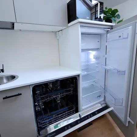 Paidestay With Balcony *