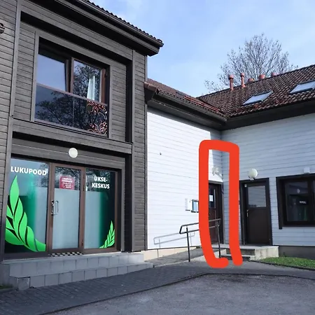 Paidestay With Balcony Apartment